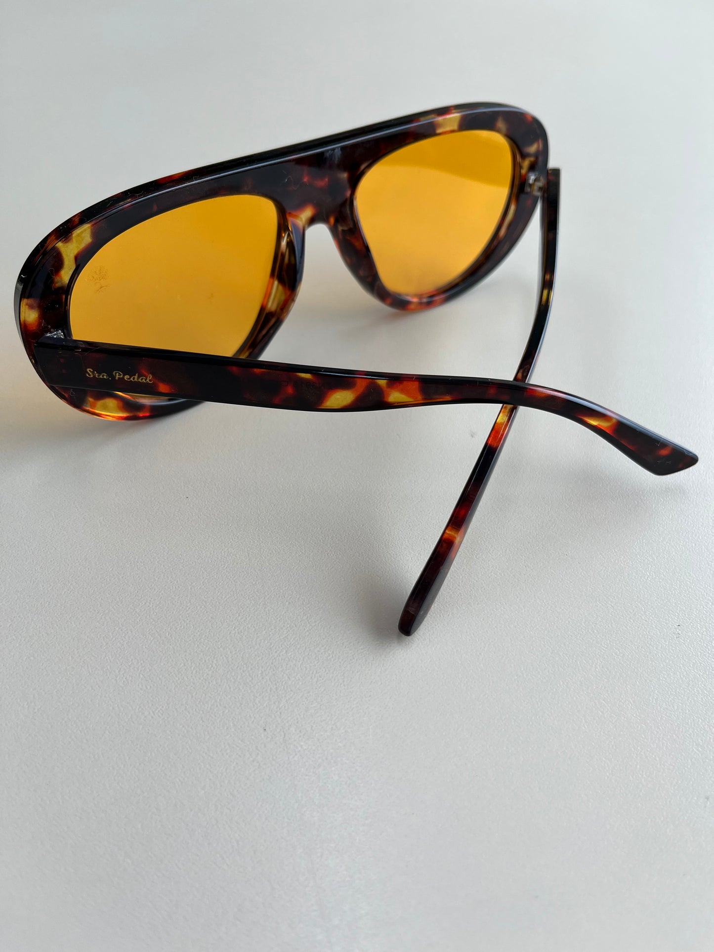 Maxi Aviador animal print com lente terapêutica amarela