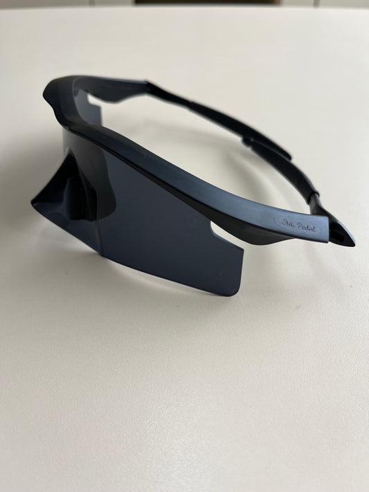 Modelo Hefesto Black