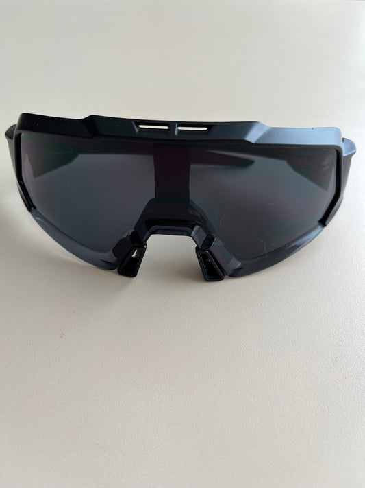 Modelo Astor preto total