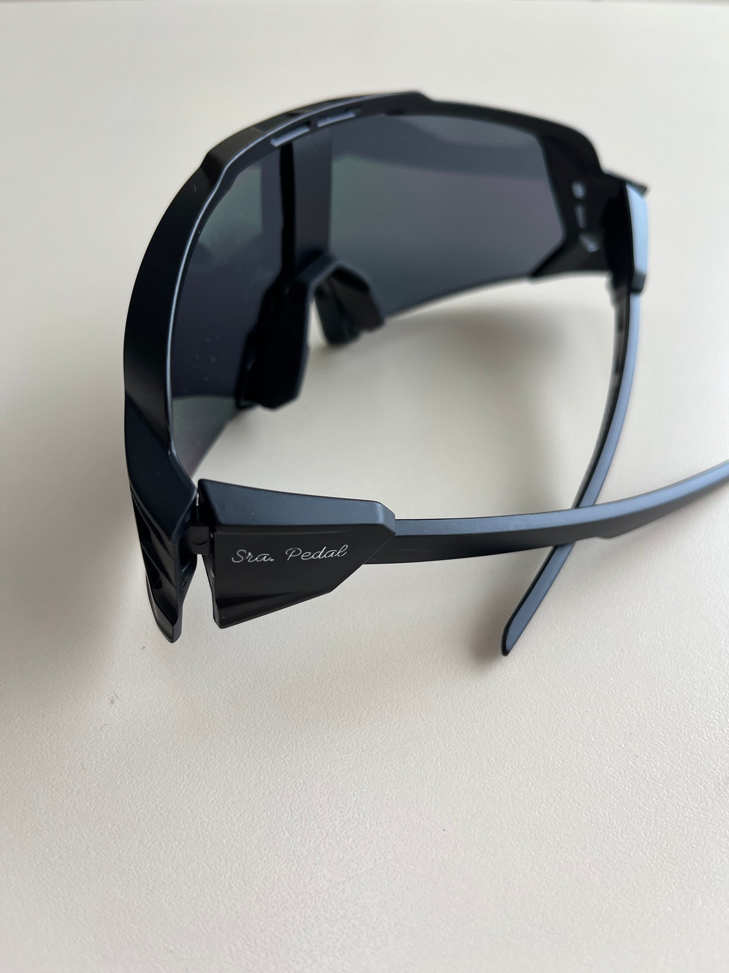 Modelo Astor preto total